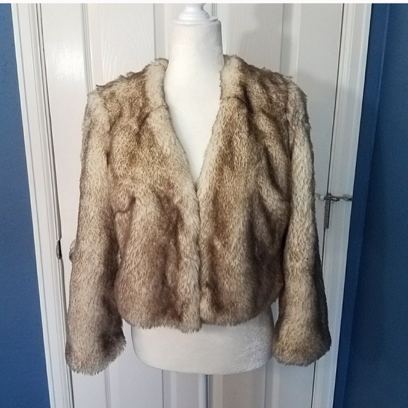 Anthropologie Jackets & Blazers - ❤️SALE❤️New idra faux fur shawl coat